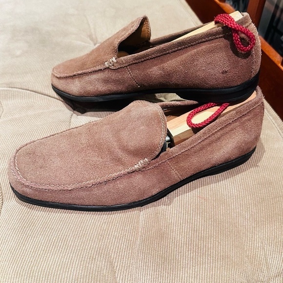 Marc Anthony Tan Suede Leather Loafers. - Picture 7 of 15